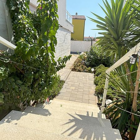 Vila Regina Apartment Paloma With Swimming Pool Jezera Kültér fotó