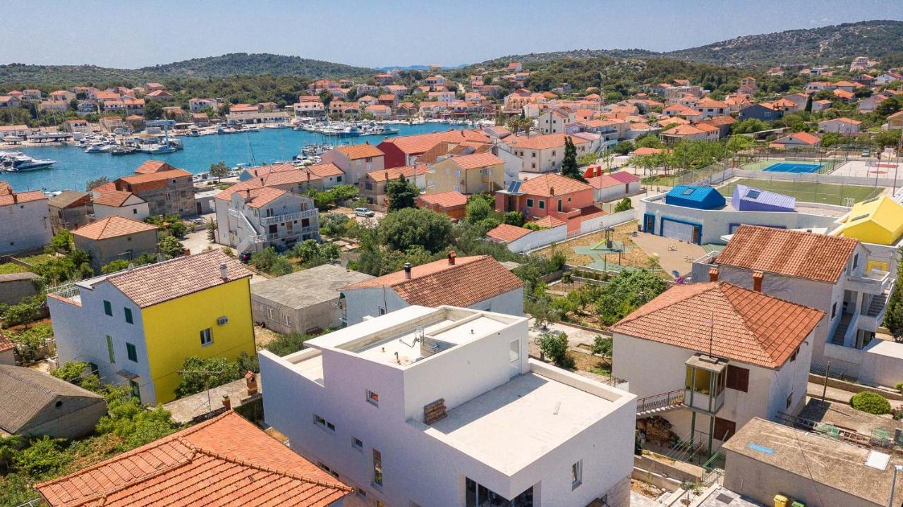 Vila Regina Apartment Paloma With Swimming Pool Jezera Kültér fotó