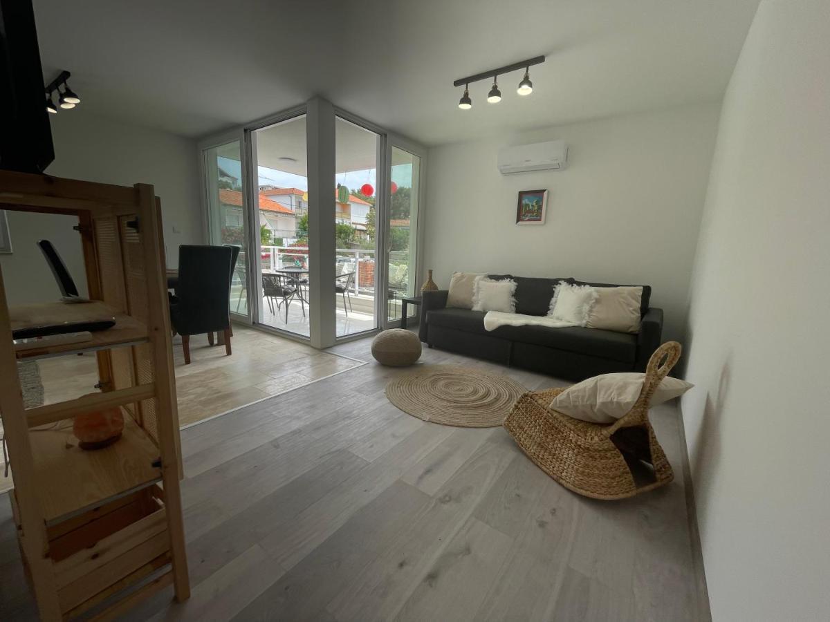 Vila Regina Apartment Paloma With Swimming Pool Jezera Kültér fotó