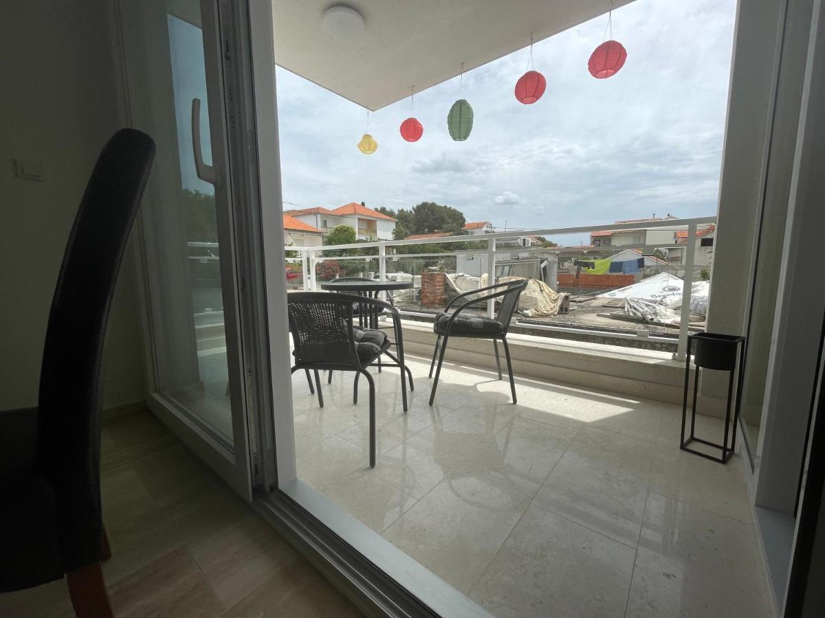 Vila Regina Apartment Paloma With Swimming Pool Jezera Kültér fotó