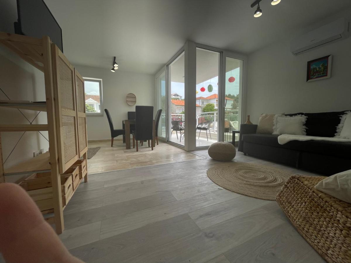 Vila Regina Apartment Paloma With Swimming Pool Jezera Kültér fotó