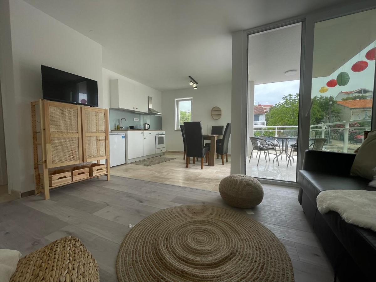 Vila Regina Apartment Paloma With Swimming Pool Jezera Kültér fotó