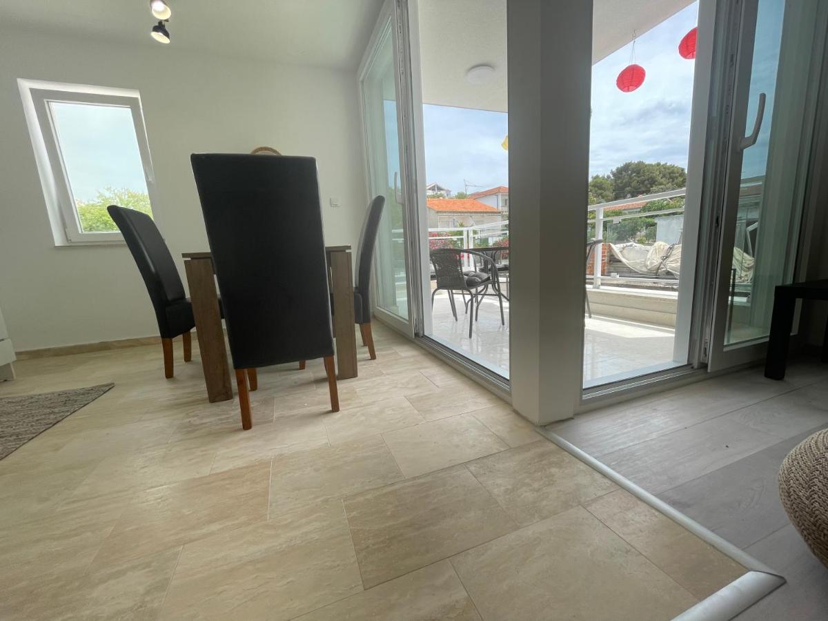Vila Regina Apartment Paloma With Swimming Pool Jezera Kültér fotó