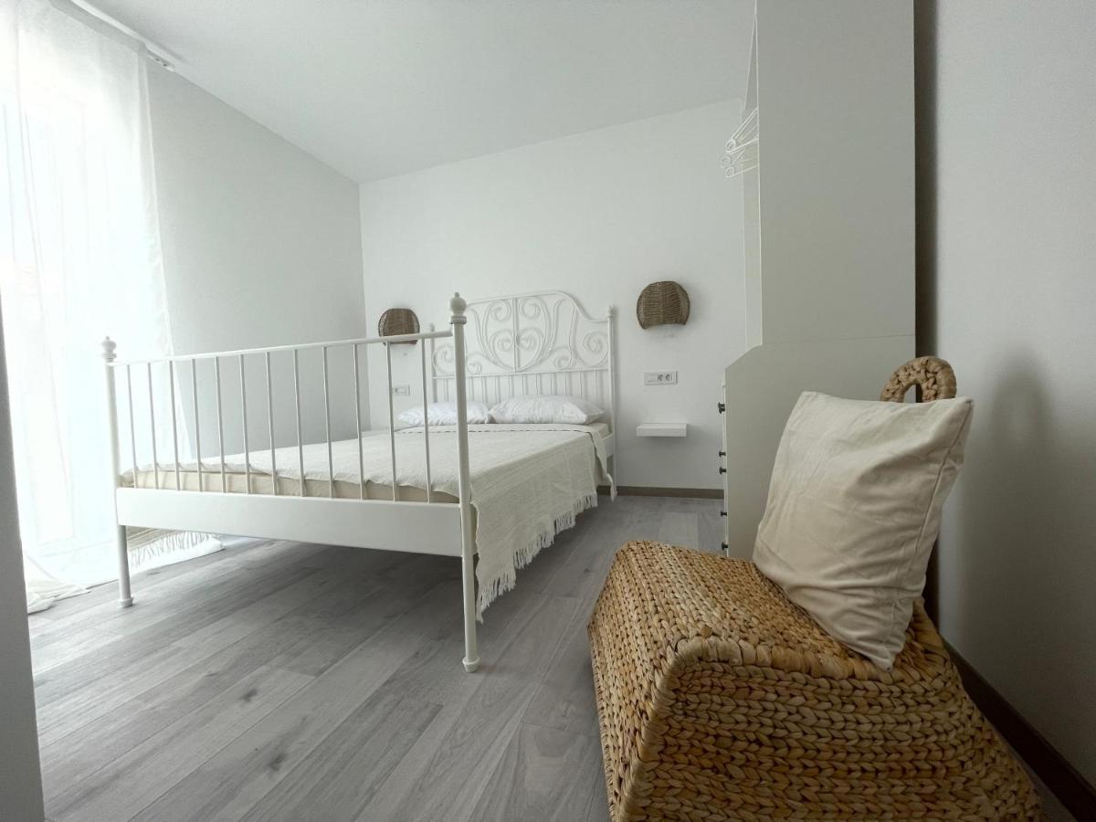 Vila Regina Apartment Paloma With Swimming Pool Jezera Kültér fotó