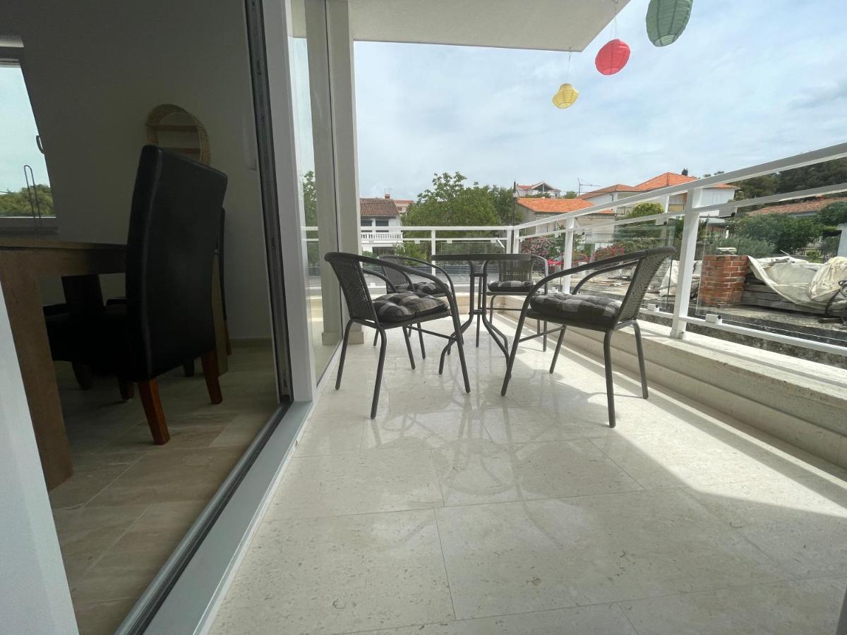 Vila Regina Apartment Paloma With Swimming Pool Jezera Kültér fotó