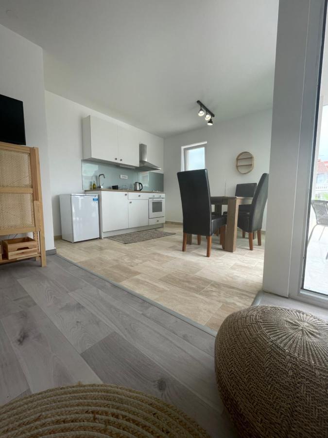 Vila Regina Apartment Paloma With Swimming Pool Jezera Kültér fotó