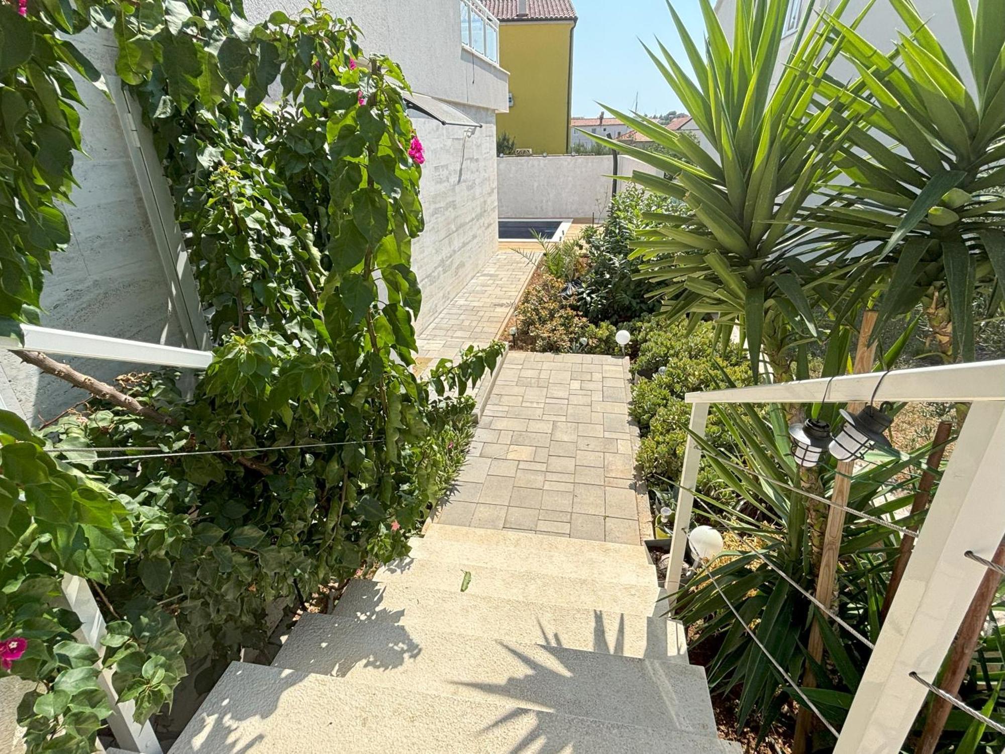 Vila Regina Apartment Paloma With Swimming Pool Jezera Kültér fotó