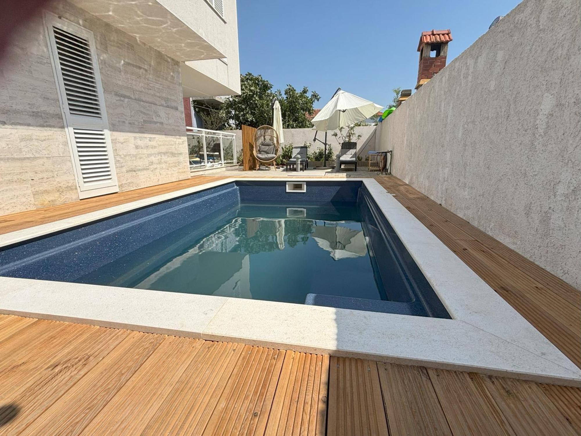 Vila Regina Apartment Paloma With Swimming Pool Jezera Kültér fotó